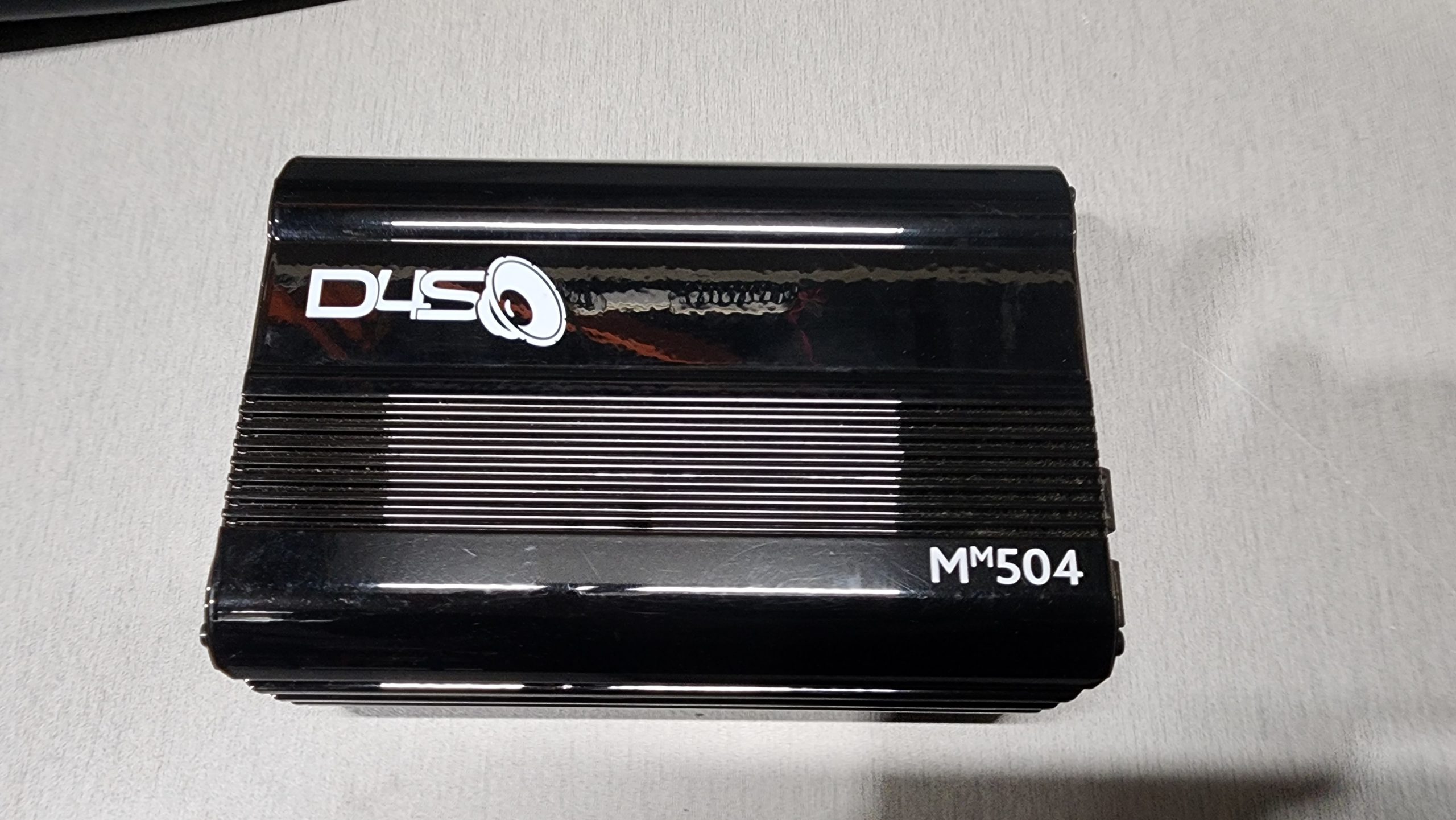 B-Stock JP MM504 4 channel in gloss black